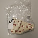 Zara ШАПКА БИНИ С ЦВЕТОЧНЫМ УЗОРОМ Ecru | 1023/248/712