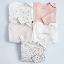 Белье и пижамы для малышей