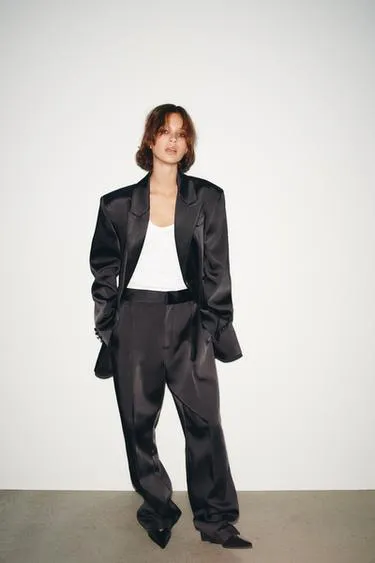 Брюки со средней посадкой из атласа с проймами- Заказать в России