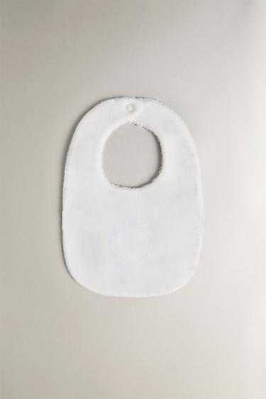 Zara Слюнявчик с буквой