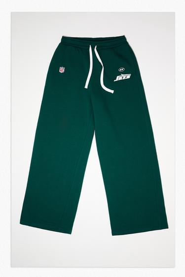 Zara Брюки из мягкой ткани с нашивкой NFL JETS купить с доставкой.