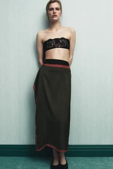 Парео-шарф из 100% вискозы с принтом- Заказать в России