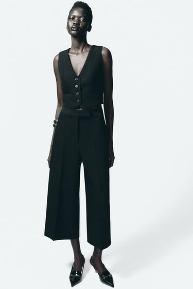 Zara Короткий жилет приталенного кроя купить с доставкой.