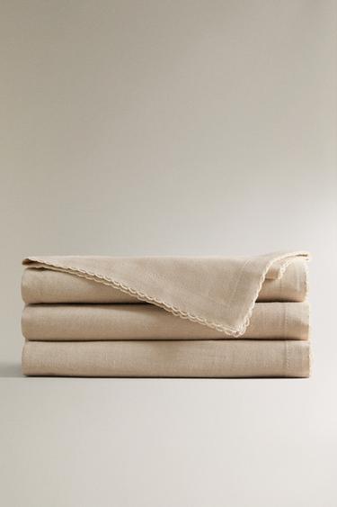 Zara Скатерть с оборками