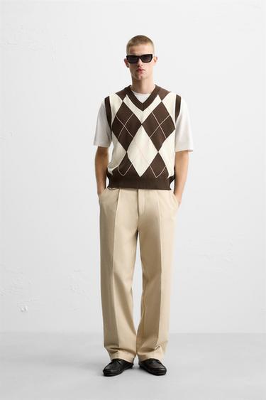 ЖИЛЕТ JACQUARD С РОМБАМИ