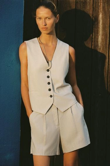 Жилет из смесового льна