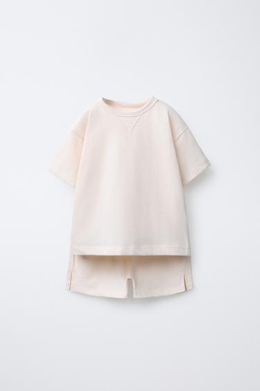 Zara Комплект: футболка и бермуды