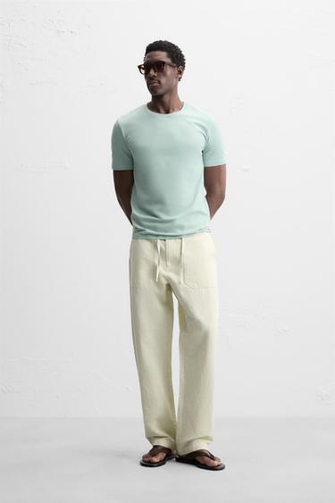 БАЗОВАЯ ФУТБОЛКА SLIM FIT