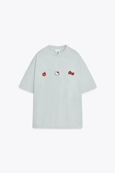 Футболка из ткани с эффектом потертости с принтом HELLO KITTY © 2025 SANRIO T-SHIRT