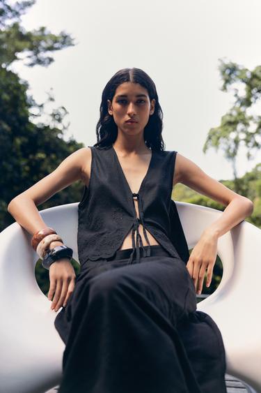 Zara Жилет из смесового льна с ажурной вышивкой купить с доставкой.