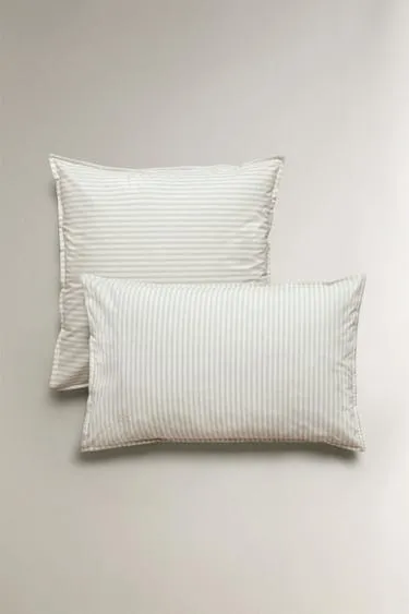 CHILDREN'S STRIPED PILLOWCASE