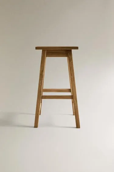 Табурет из ольхи