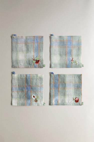 Zara Набор чеканных льняных подставок (набор из 4 шт.)