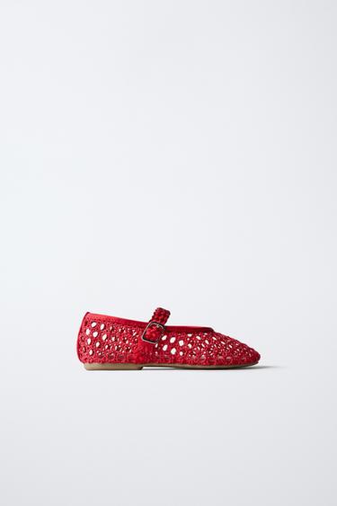 Zara Балетки с перфорацией купить с доставкой.