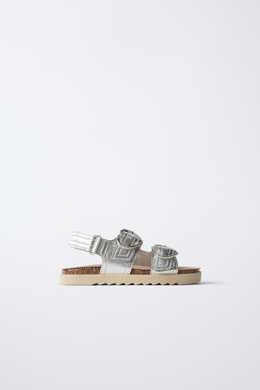 Zara Сандалии с пряжками «сердца»