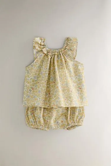 CHILDREN'S FLORAL SET