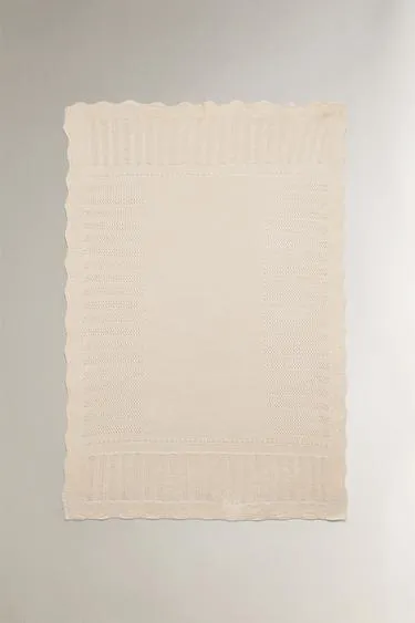 CHILDREN'S OPENWORK COTTON BLANKET
