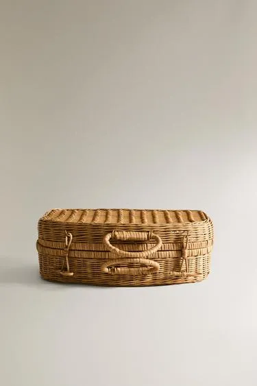 CHILDREN'S WOVEN RATTAN CASE