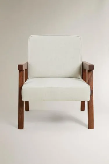 Кресло ZARA HOME BY BLASCO с обивкой из ореха с мягкими подлокотниками