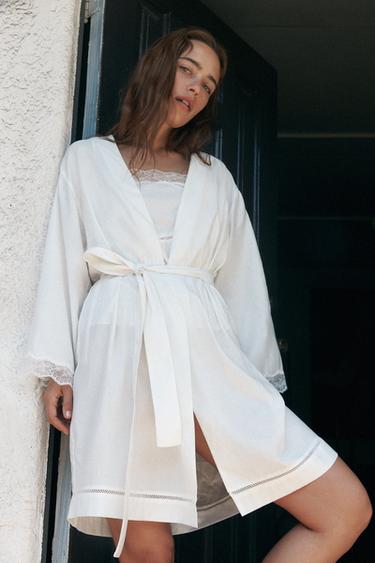 LACE LADDER STITCH DRESSING GOWN