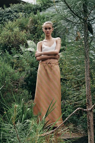 Zara Платье миди из 100% льна — ZW COLLECTION купить с доставкой.
