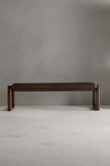 BENCH 01