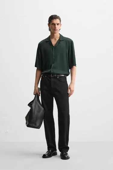 Рубашка RELAXED FIT из атласа