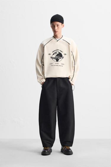Zara Свитшот с контрастным патчем купить с доставкой.