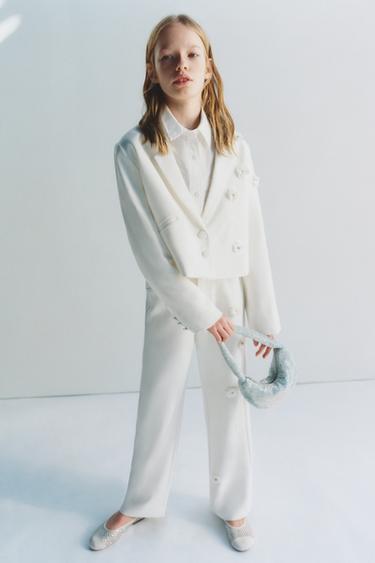 Zara Укороченный блейзер с цветочными аппликациями купить с доставкой.