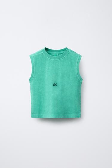 Футболка с логотипом, окрашенная в готовом виде- Заказать в России