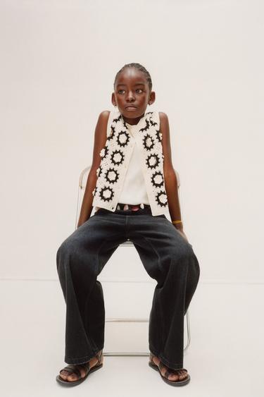 Zara Трикотажный жилет с цветами