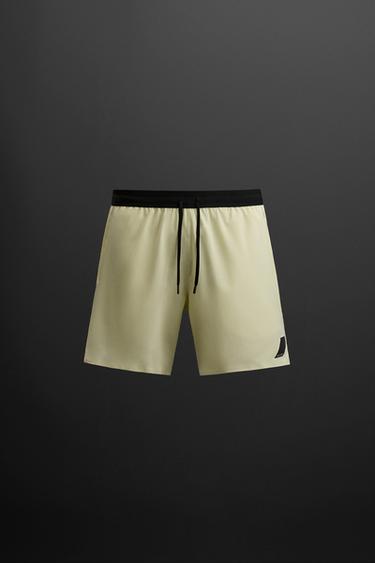Zara Базовые спортивные шорты купить с доставкой.