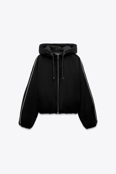 Zara Прорезиненная куртка с контрастными деталями купить с доставкой.
