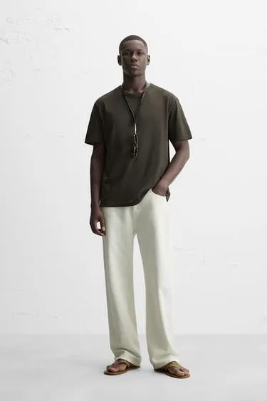 Базовая легкая футболка ZARA