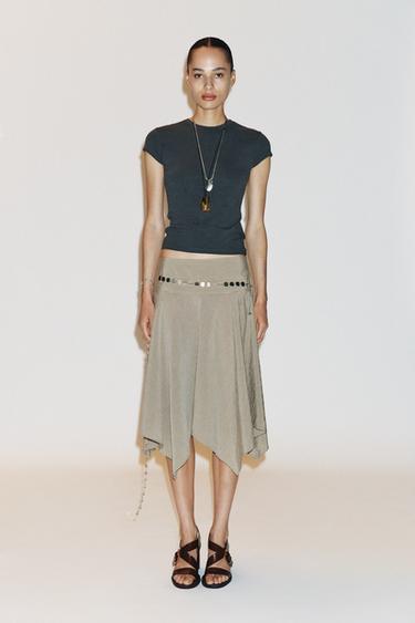 Zara Футболка облегающего кроя с короткими рукавами купить с доставкой.