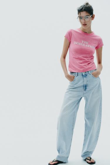 Zara Футболка из ткани с эффектом потертости и стразами купить с доставкой.