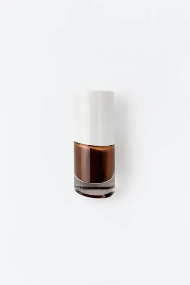 NAIL VARNISH
