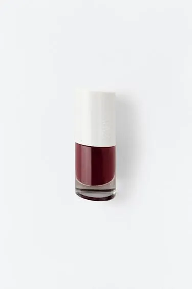 NAIL VARNISH