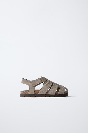 Zara Кожаные сандалии купить с доставкой.