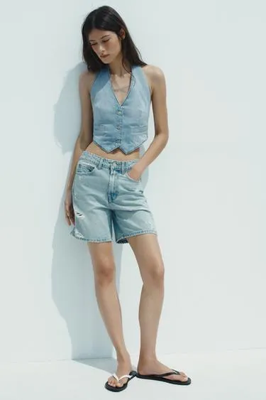 Джинсовые шорты TRF с разрезами и средней посадкой- Заказать в России