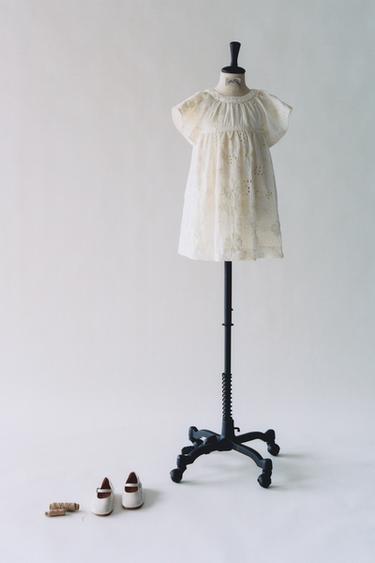 Zara Платье из органзы с вышивкой в виде цветов