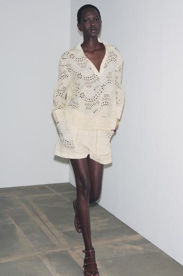 Zara Бермуды с перфорированной вышивкой — ZW COLLECTION