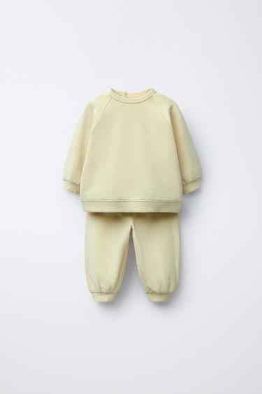Zara Комплект: толстовка и брюки-джоггеры купить с доставкой.