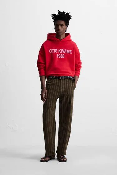 Брюки BALLOON FIT в полоску © OTIS KWAME KYE QUAICOE
