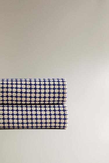Zara Одеяло из вафельного трикотажа с оборотной стороной X COLLAGERIE купить с доставкой.