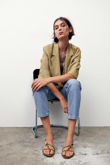 Zara Босоножки на каблуке с ремешками и металлической деталью