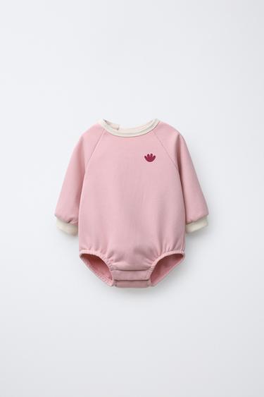 Zara Комбинезон с контрастной отделкой купить с доставкой.