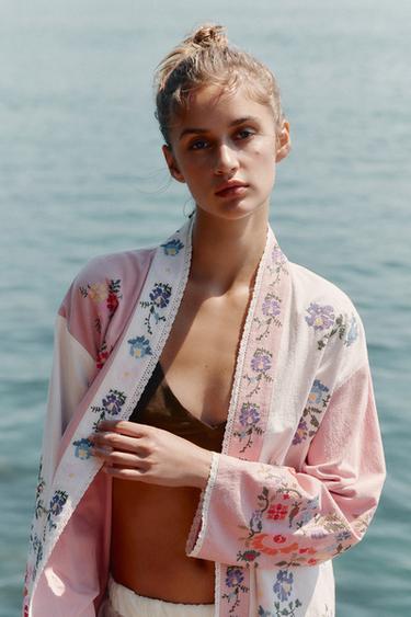 Zara Хлопковый кафтан с цветочной вышивкой купить с доставкой.