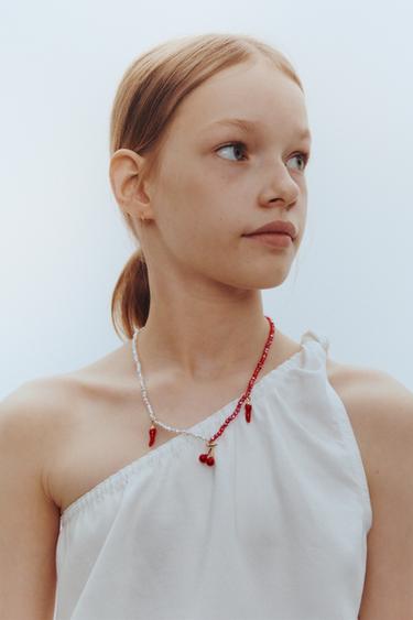 Zara Подвеска с перцами и вишнями купить с доставкой.