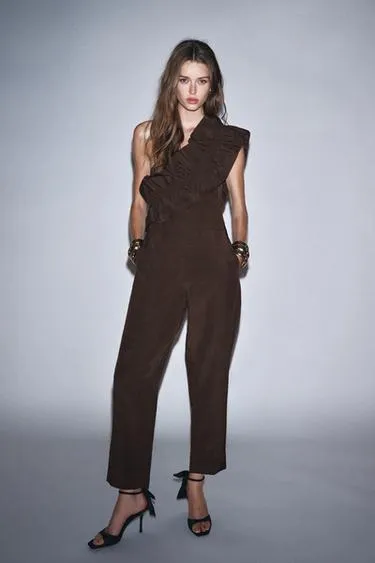 Комбинезон асимметричного кроя с обороками- Заказать в России